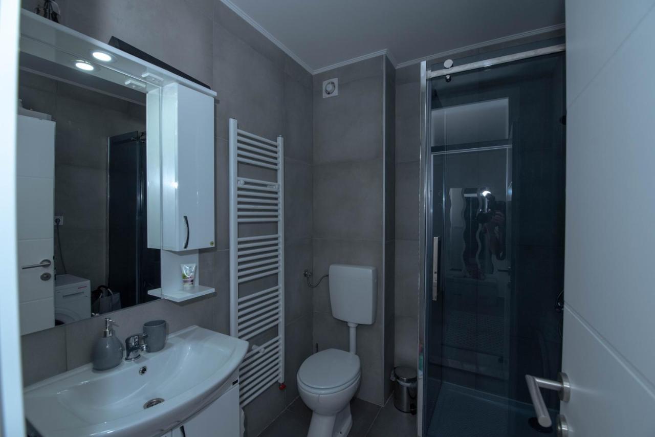 Athena Apartman Lukavica Extérieur photo