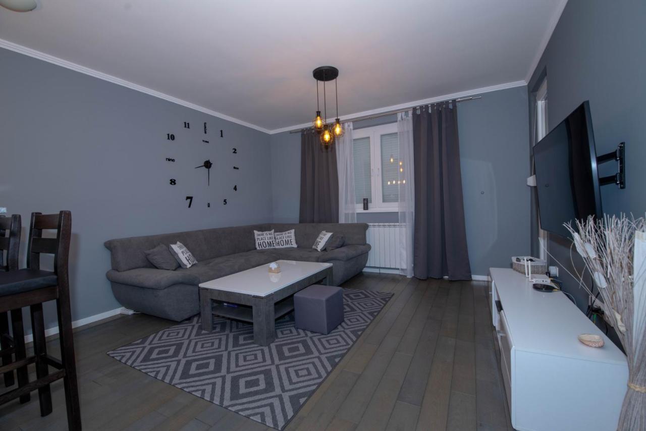 Athena Apartman Lukavica Extérieur photo