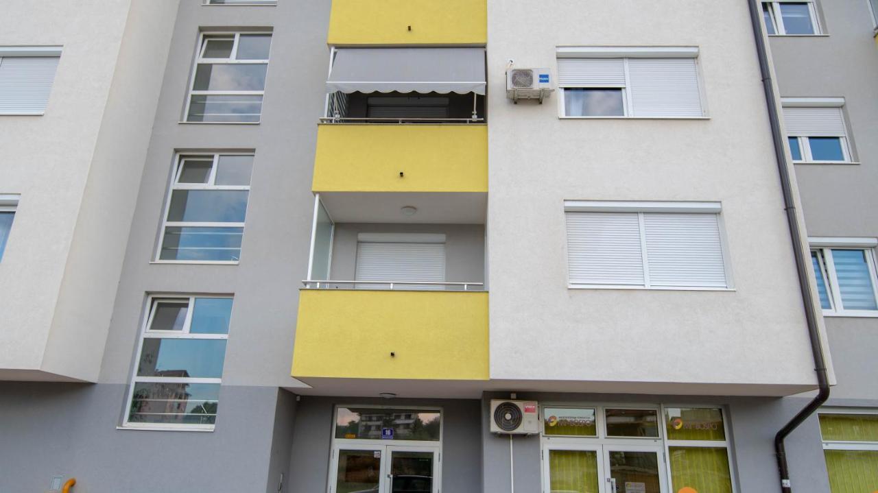 Athena Apartman Lukavica Extérieur photo