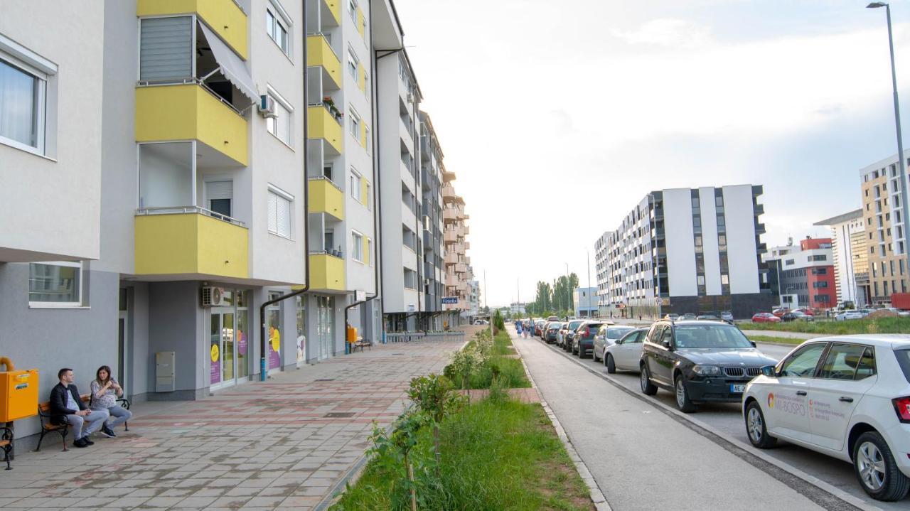 Athena Apartman Lukavica Extérieur photo